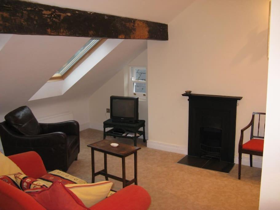 Pump House Apartment Londonderry Exterior photo